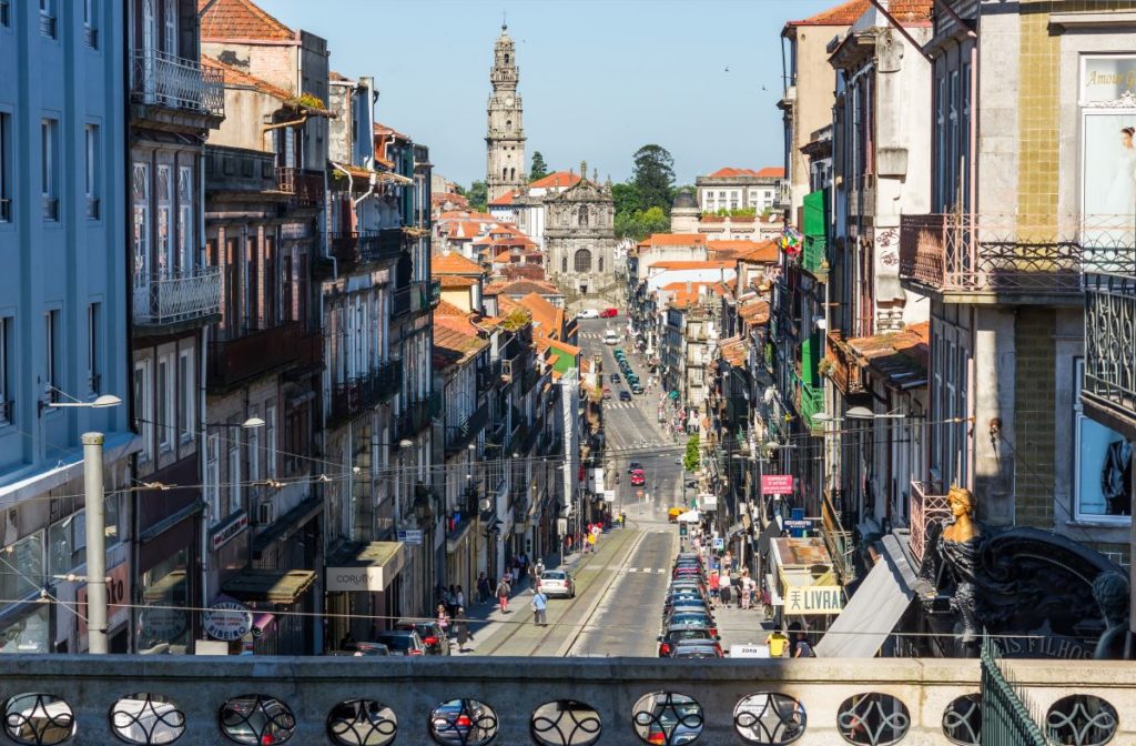 A Rua 31 de Janeiro é uma das principais vias do Porto