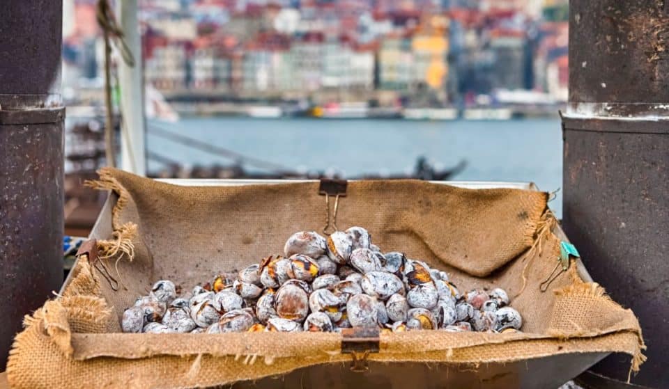 Guia para ‘devorares’ as melhores castanhas assadas na cidade do Porto