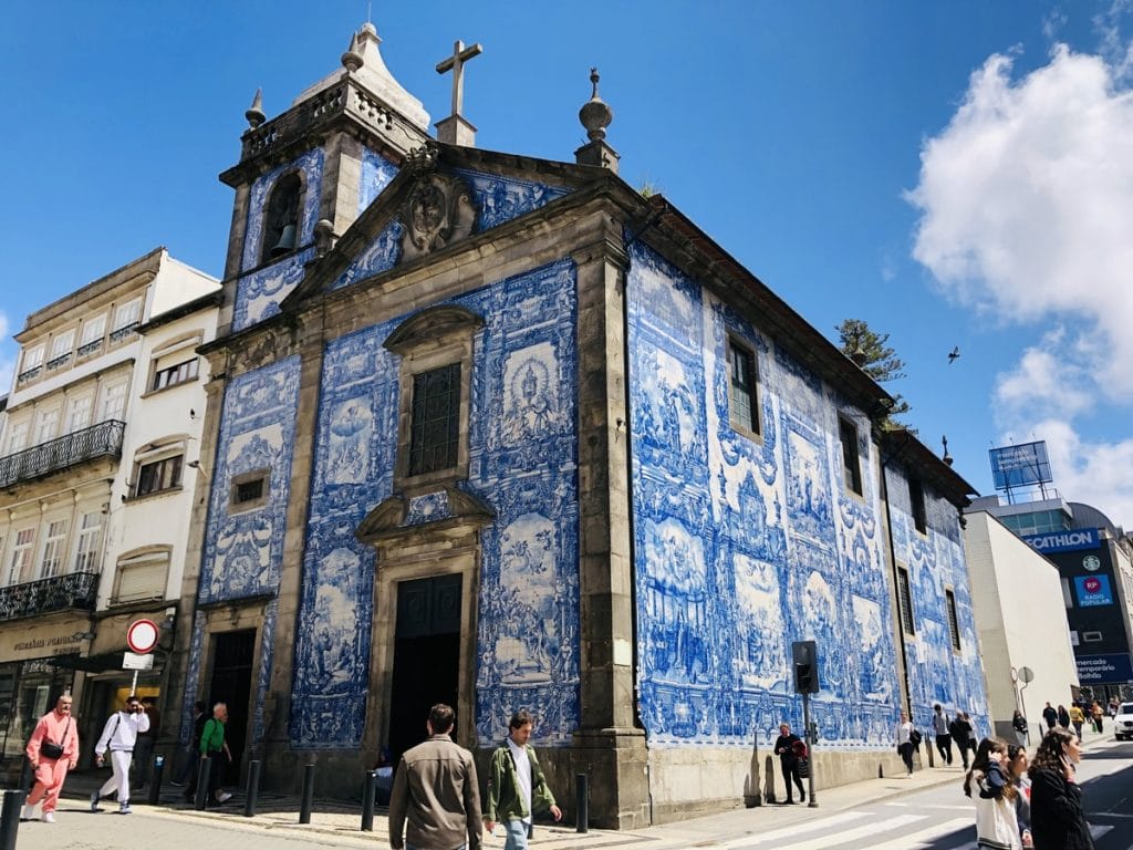 A Capela das Calmas ou Capela de Sta. Catarina é um dos templos mais bonitos do Porto