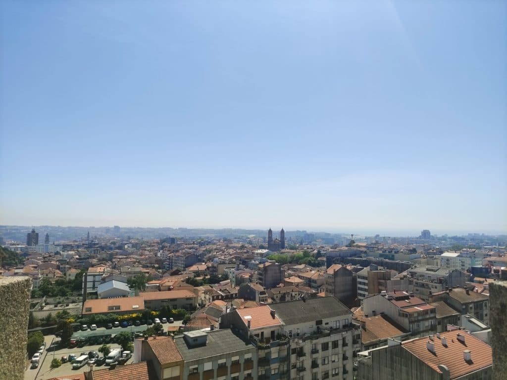 Vista da Torre da Igreja do Marquês, um dos mais bonitos miradouros do Porto