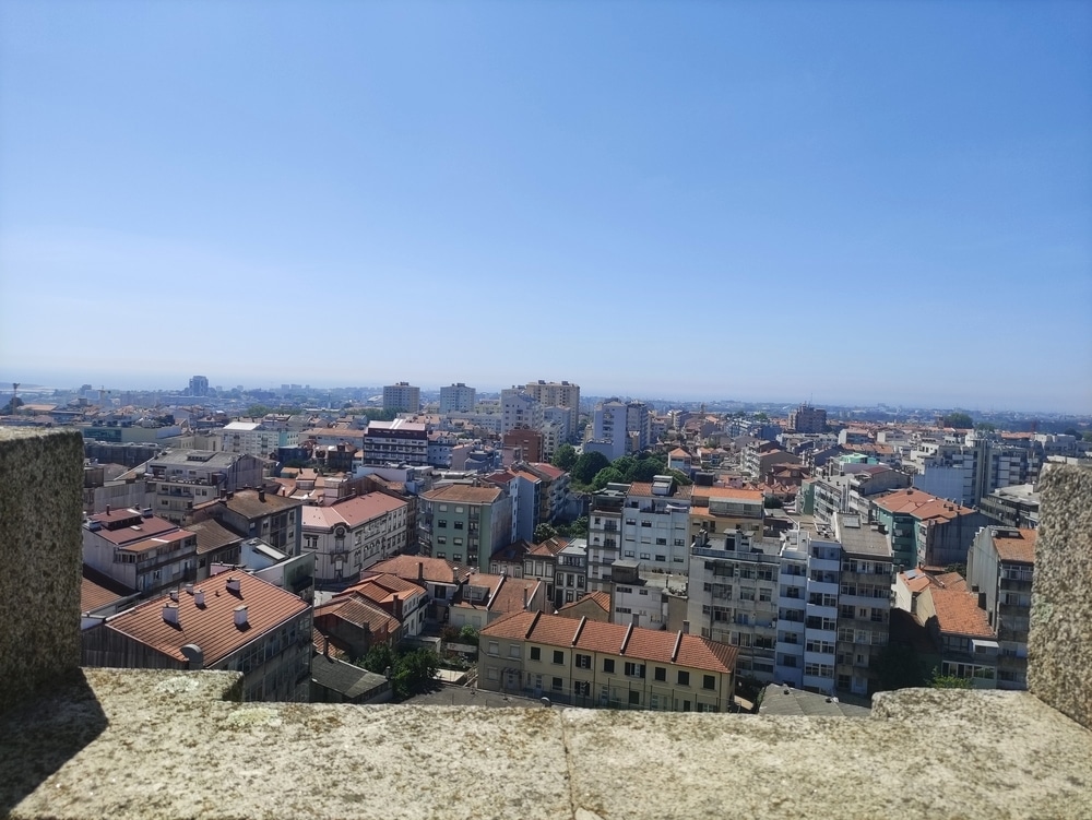 Vista 360º do miradouro da Torre da Igreja do Marquês, no Porto