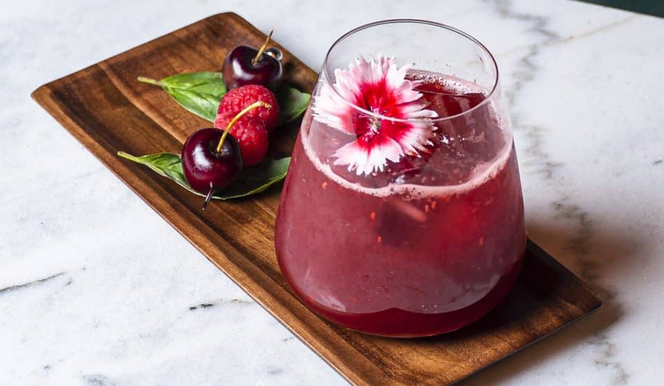 Curioso Cocktail Kitchen: aliar o prazer de beber à arte de petiscar