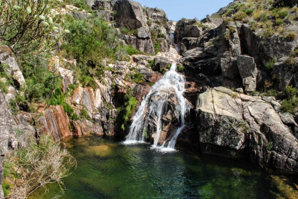 O Gerês tem algumas das melhores cascatas e piscinas naturais de Portugal