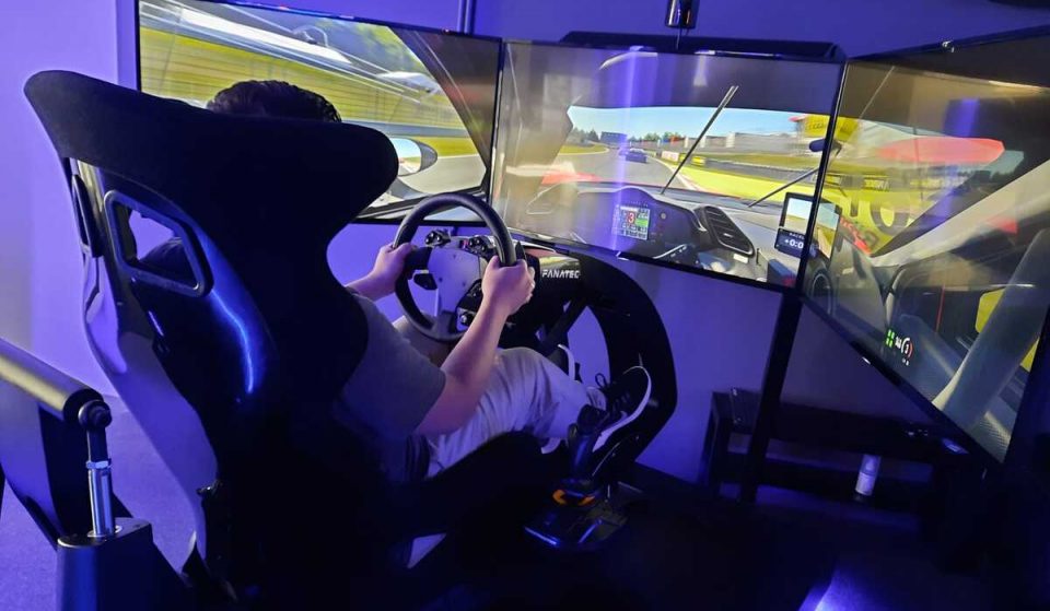 Viral Virtual Reality: experiências imersivas de realidade virtual repletas de adrenalina