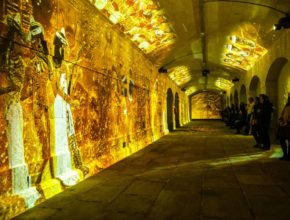 3 exposições e experiências de luzes que não podes perder no Porto em março
