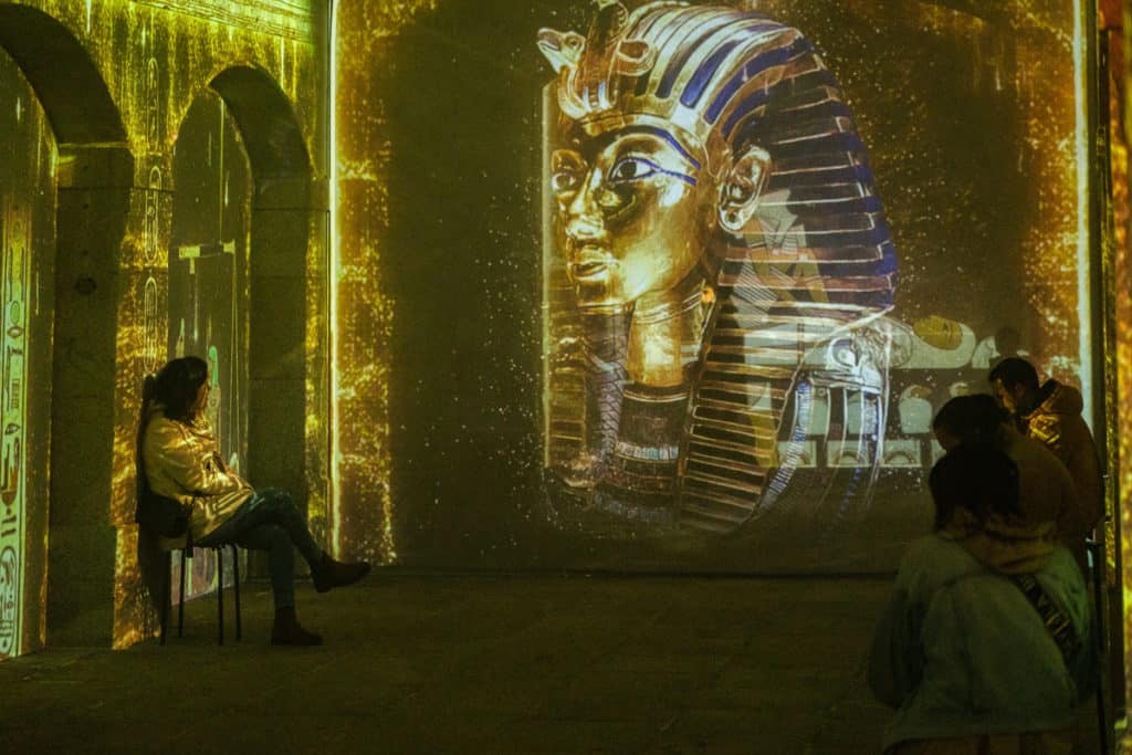 O Misterioso Egito é uma das melhores exposições/experiências imersivas de luzes para visitar no Porto