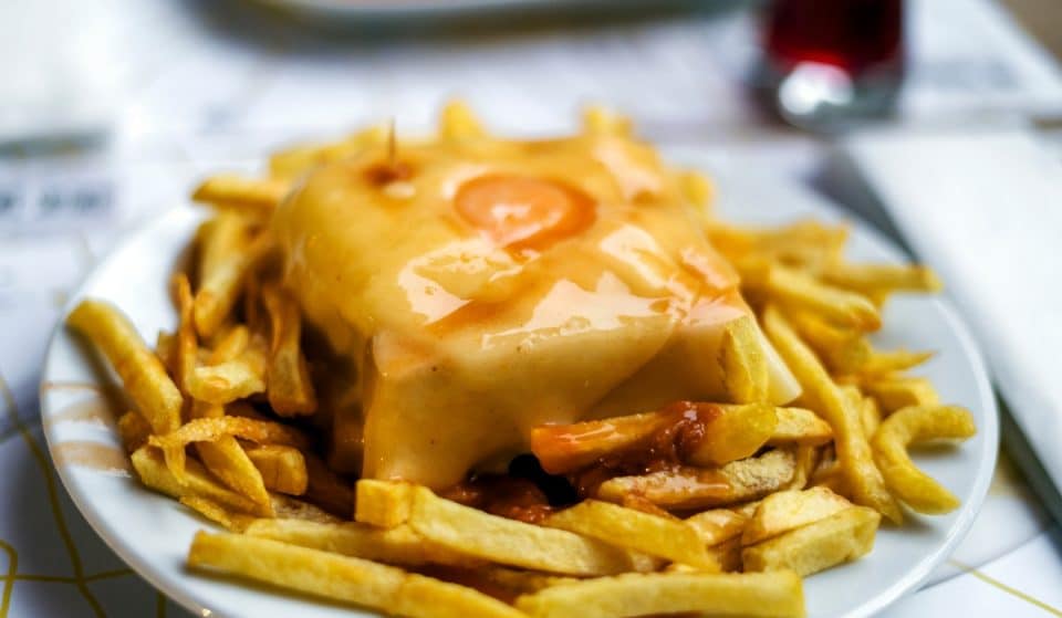 Francesinha no top-50 das melhores sanduíches do mundo