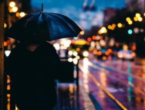 Mau tempo: alerta de chuva e trovoada em todo o País