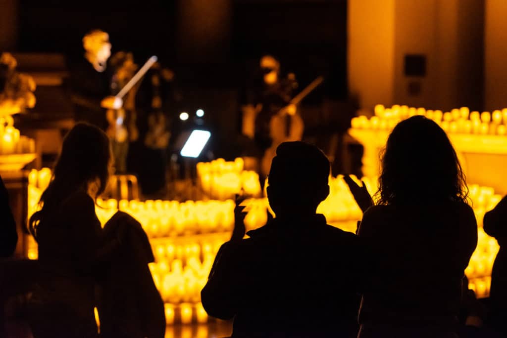 O Novo Ático vai acolher um Concerto Candlelight de Tributo aos Abba