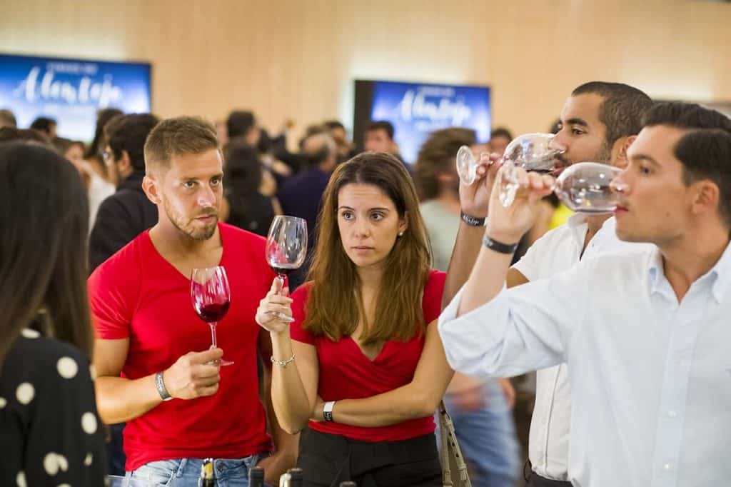 Mais de 100 "Vinhos do Alentejo" vão estar a prova no Porto