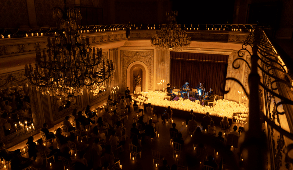 Vem aí um Concerto Candlelight com os melhores clássicos de Natal no Ateneu Comercial do Porto