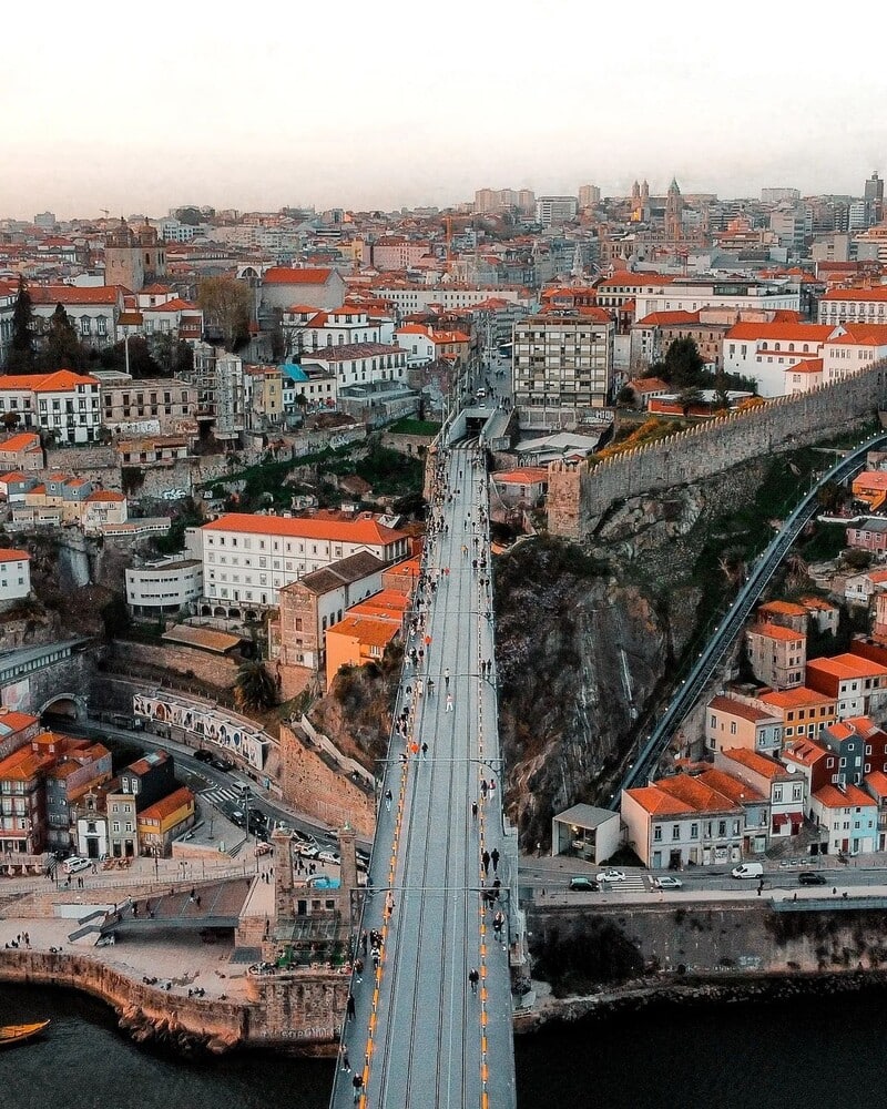 Esta é uma das melhores fotos do Porto do ano na nossa conta de Instagram