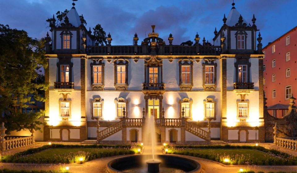 O elegante Pestana Palácio do Freixo serve de palco a dois Concertos Candlelight dedicado às “Bandas sonoras mais épicas”