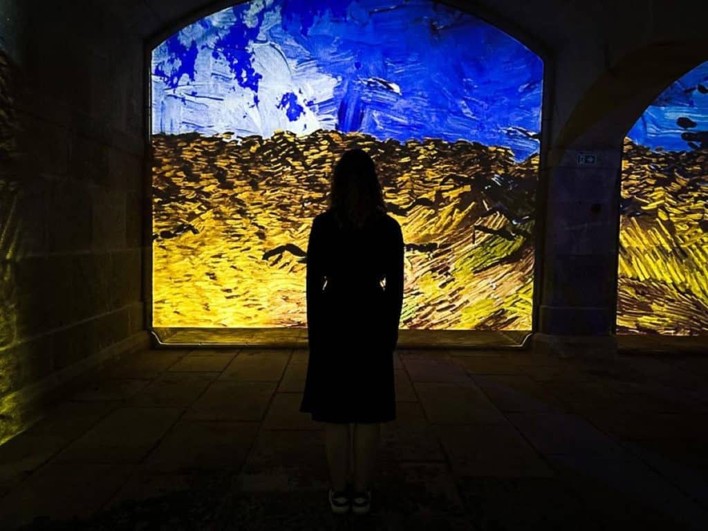 A experiência imersiva "Living Van Gogh" vai ficar no Porto