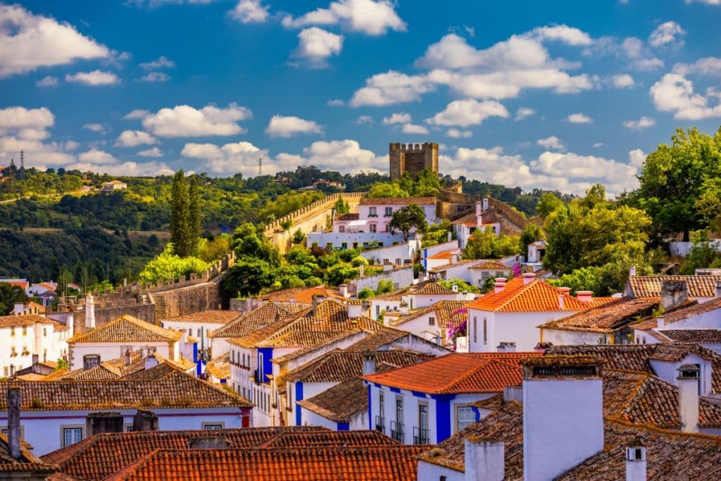 Óbidos é uma das vilas medievais mais bonitas da Europa e tem muito para visitar