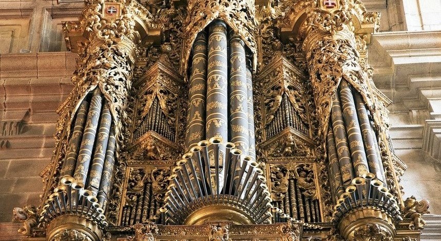 Órgão do Mosteiro de São Bento da Vitória, um dos mais importantes edifícios religiosos da cidade do Porto